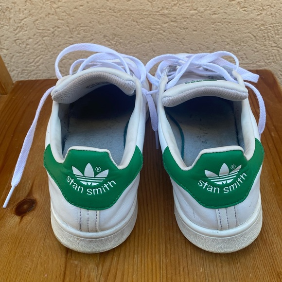 Adidas Stan Smith Shoes - Picture 7 of 8